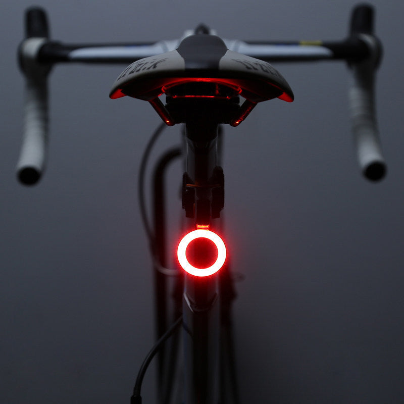 Feu arrière vélo USB – COB LED, autonomie longue